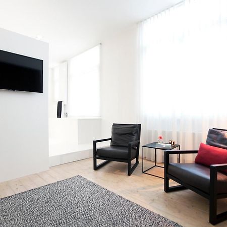 Maison Nationale City Flats & Suites Antwerpen Rom bilde A room at the hotel